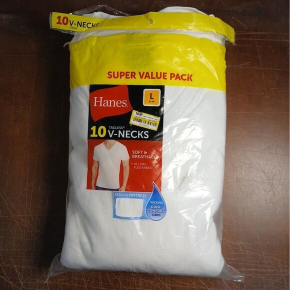 Hanes Other - NEW Men's Hanes 10 Tagless V-Necks T-Shirts Size Large 42"- 44" New